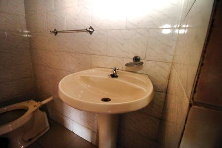 Casa à venda com 200m², 4 quartos e 1 vagaTerraço - Lavabo