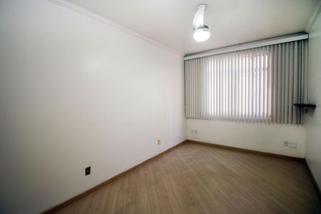 Casa à venda com 200m², 4 quartos e 1 vagaQuarto 2