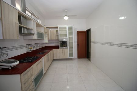 Casa à venda com 200m², 4 quartos e 1 vagaCozinha