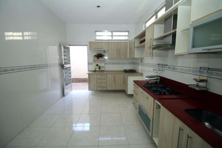 Casa à venda com 200m², 4 quartos e 1 vagaCozinha