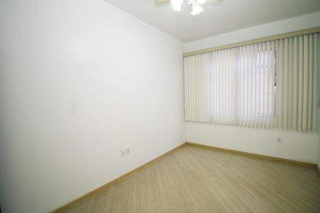 Casa à venda com 200m², 4 quartos e 1 vagaQuarto 3