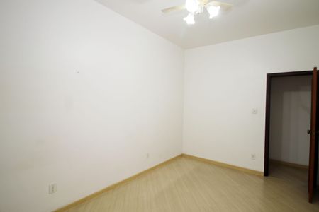 Casa à venda com 200m², 4 quartos e 1 vagaQuarto 3