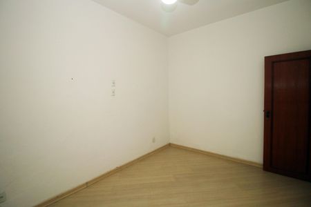 Quarto 1 de casa à venda com 4 quartos, 200m² em Penha, Rio de Janeiro