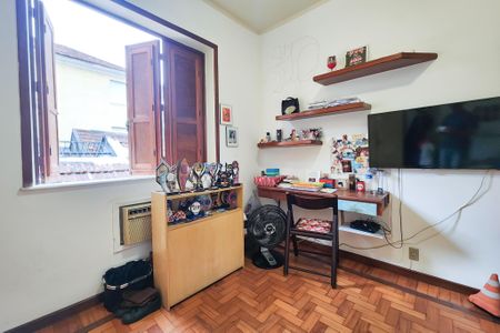 Apartamento à venda com 93m², 3 quartos e 1 vagaQuarto 2