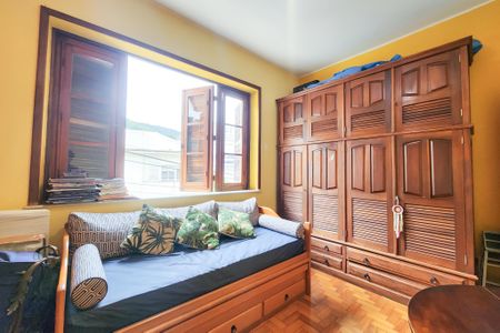 Quarto 1 de apartamento à venda com 3 quartos, 93m² em Laranjeiras, Rio de Janeiro