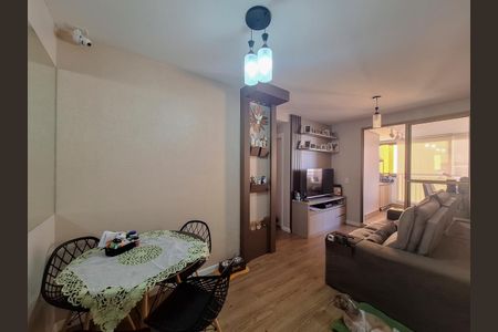Apartamento à venda com 65m², 2 quartos e 1 vagaSala