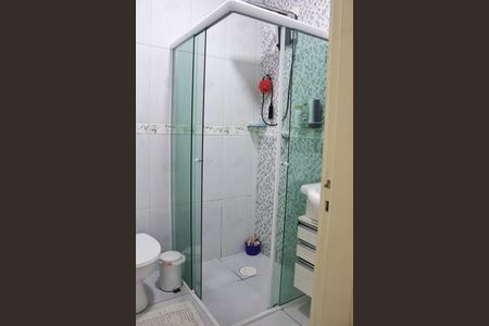 Banheiro de apartamento à venda com 2 quartos, 120m² em Jardim Cocaia, Guarulhos