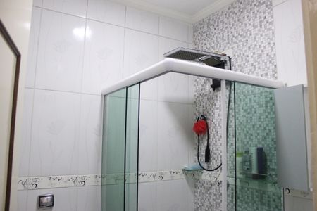 Banheiro de apartamento à venda com 2 quartos, 120m² em Jardim Cocaia, Guarulhos