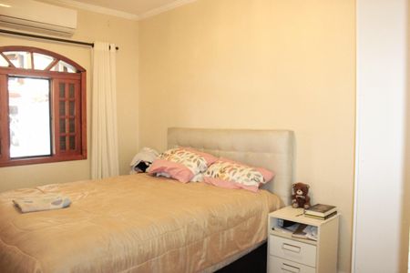 Quarto 1 de apartamento à venda com 2 quartos, 120m² em Jardim Cocaia, Guarulhos