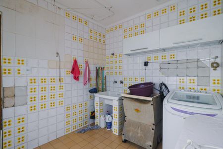 Casa à venda com 310m², 3 quartos e 3 vagas Casa à venda com 310m², 3 quartos e 3 vagasÁrea de Serviço