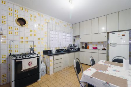 Casa à venda com 310m², 3 quartos e 3 vagas Casa à venda com 310m², 3 quartos e 3 vagasCozinha