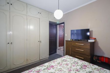 Casa à venda com 310m², 3 quartos e 3 vagas Casa à venda com 310m², 3 quartos e 3 vagasQuarto 2