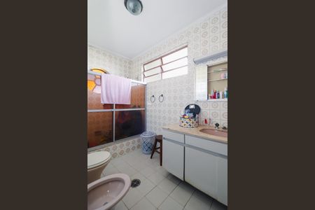 Casa à venda com 310m², 3 quartos e 3 vagas Casa à venda com 310m², 3 quartos e 3 vagasBanheiro da Suíte