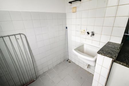 Detalhe da area de serviço de apartamento para alugar com 2 quartos, 74m² em Parque Reboucas, São Paulo