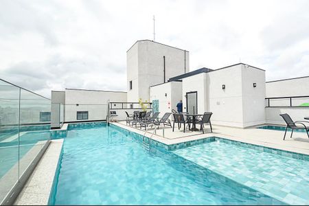 Apartamento à venda com 60m², 2 quartos e 1 vaga Apartamento à venda com 60m², 2 quartos e 1 vagaÁrea comum - Piscina