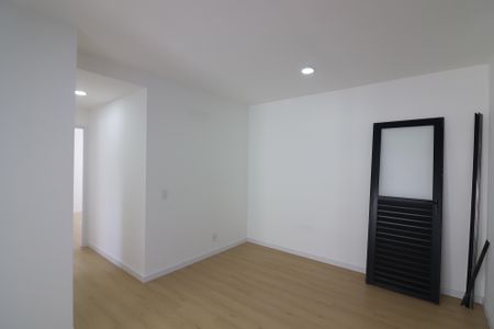 Sala de apartamento à venda com 2 quartos, 60m² em Baeta Neves, São Bernardo do Campo