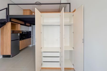 Studio à venda com 35m², 1 quarto e sem vaga Studio à venda com 35m², 1 quarto e sem vagaStudio