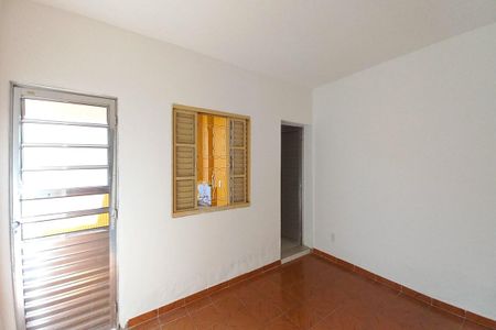 Casa para alugar com 200m², 3 quartos e 4 vagas Casa para alugar com 200m², 3 quartos e 4 vagasSuíte 1