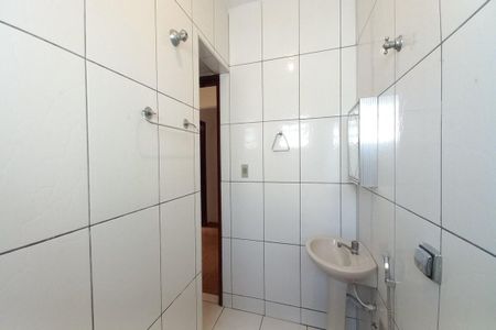 Casa para alugar com 200m², 3 quartos e 4 vagas Casa para alugar com 200m², 3 quartos e 4 vagasBanheiro Social