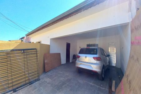 Casa para alugar com 200m², 3 quartos e 4 vagas Casa para alugar com 200m², 3 quartos e 4 vagasFachada