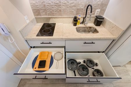 Studio à venda com 22m², 1 quarto e sem vaga Studio à venda com 22m², 1 quarto e sem vagaCozinha - Armários