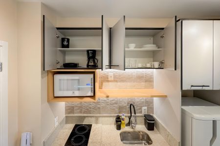 Studio à venda com 22m², 1 quarto e sem vaga Studio à venda com 22m², 1 quarto e sem vagaCozinha - Armários