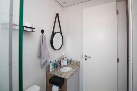 Apartamento para alugar com 50m², 2 quartos e 1 vaga Apartamento para alugar com 50m², 2 quartos e 1 vagaBanheiro da Suíte