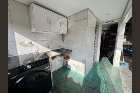 Casa à venda com 257m², 3 quartos e 6 vagasÁrea de Serviço