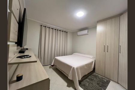 Casa à venda com 257m², 3 quartos e 6 vagasQuarto 3