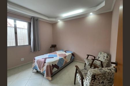 Casa à venda com 257m², 3 quartos e 6 vagasQuarto 1