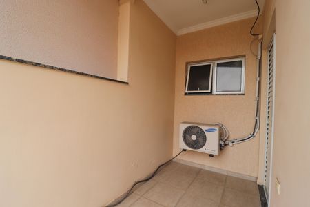 Casa à venda com 308m², 4 quartos e 4 vagasVaranda da Suíte 1