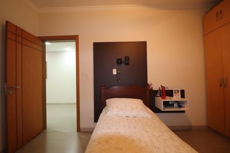 Casa à venda com 308m², 4 quartos e 4 vagas Suíte 2