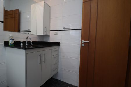 Casa à venda com 308m², 4 quartos e 4 vagasBanheiro da Suíte 4