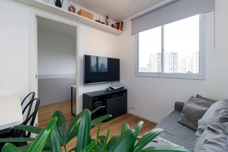 Sala de apartamento à venda com 2 quartos, 34m² em Santo Amaro, São Paulo