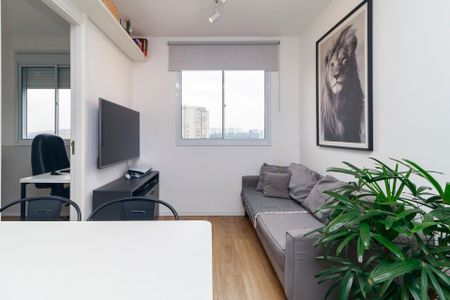 Sala de apartamento à venda com 2 quartos, 34m² em Santo Amaro, São Paulo