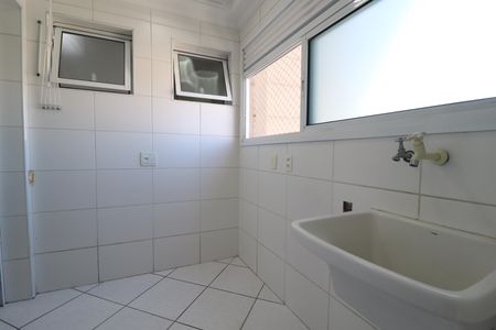 Apartamento à venda com 117m², 3 quartos e 2 vagasÁrea de Serviço