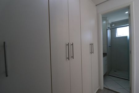 Apartamento à venda com 117m², 3 quartos e 2 vagasCloset da 1 suíte