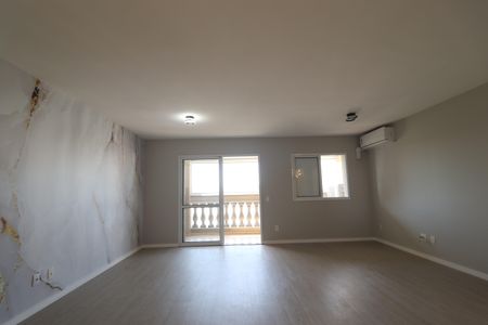 Sala de apartamento à venda com 3 quartos, 117m² em Vila Bastos, Santo André
