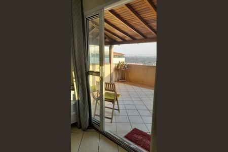 Apartamento à venda com 105m², 3 quartos e 1 vagaTerraço