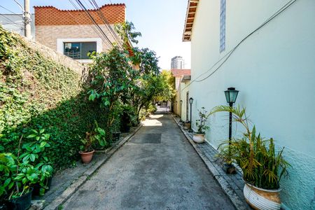 Casa à venda com 80m², 2 quartos e 1 vaga Casa à venda com 80m², 2 quartos e 1 vagaEntrada da vila