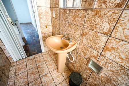 Casa à venda com 80m², 2 quartos e 1 vaga Casa à venda com 80m², 2 quartos e 1 vagaBanheiro