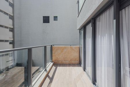 Varanda de apartamento à venda com 2 quartos, 64m² em Jardim Paulista, São Paulo