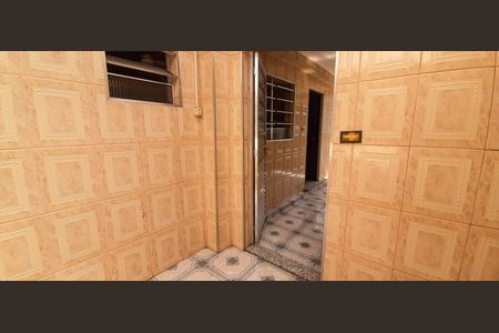 Casa à venda com 90m², 4 quartos e 3 vagasCasa 2 - Área de Serviço