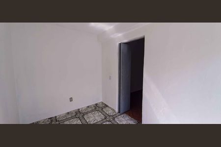 Casa à venda com 90m², 4 quartos e 3 vagasCasa 2 - Quarto 1
