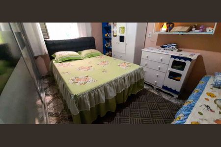 Casa à venda com 90m², 4 quartos e 3 vagasCasa 1 - Quarto