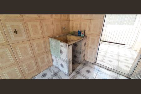 Casa à venda com 90m², 4 quartos e 3 vagasCasa 2 - Área de Serviço