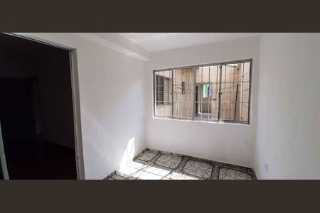 Casa à venda com 90m², 4 quartos e 3 vagasCasa 2 - Quarto 1