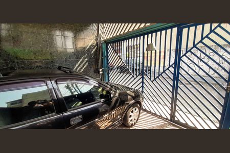 Casa à venda com 90m², 4 quartos e 3 vagasCasa 2 - Garagem