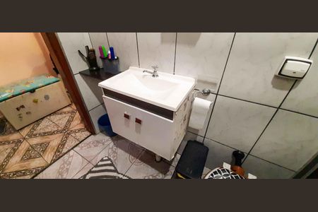 Casa à venda com 90m², 4 quartos e 3 vagasCasa 1 - Banheiro