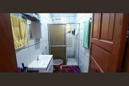 Casa à venda com 90m², 4 quartos e 3 vagasCasa 1 - Banheiro